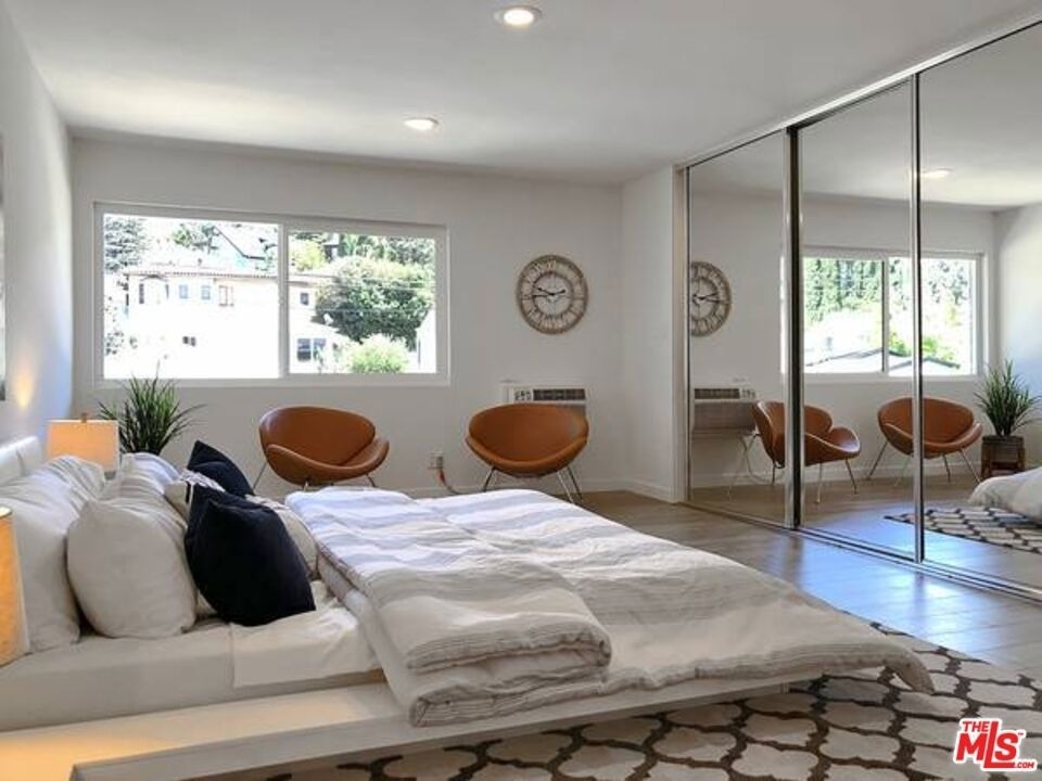 2211 Griffith Park - Photo 15