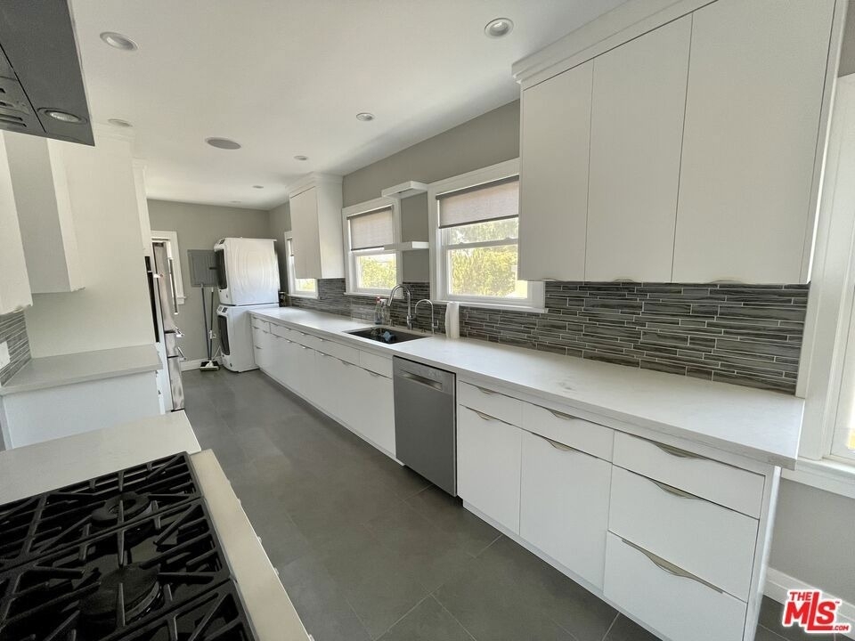 842 S Wooster Street - Photo 8