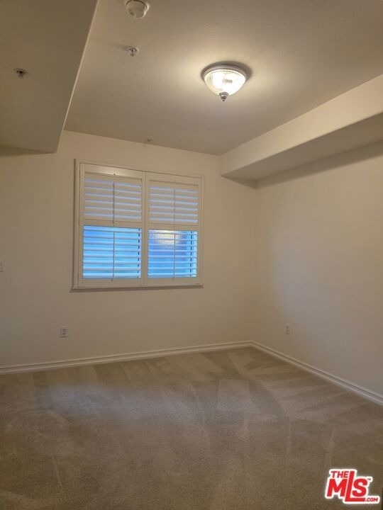 629 Traction Avenue - Photo 18