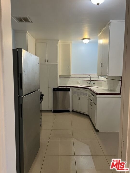 10503 Missouri Avenue - Photo 3