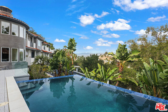 3373 Coldwater Canyon Avenue - Photo 45