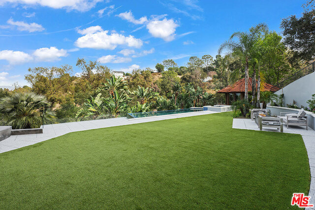 3373 Coldwater Canyon Avenue - Photo 38