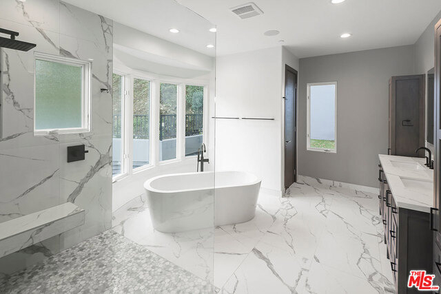 3373 Coldwater Canyon Avenue - Photo 20
