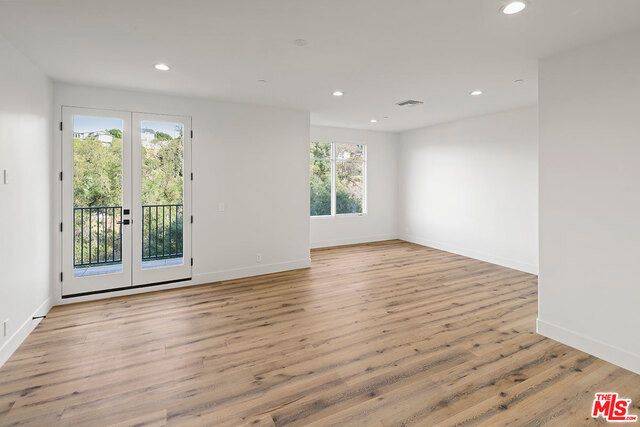 3373 Coldwater Canyon Avenue - Photo 28