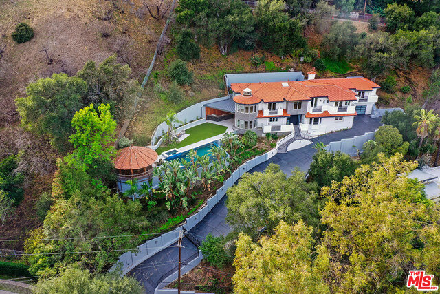 3373 Coldwater Canyon Avenue - Photo 1