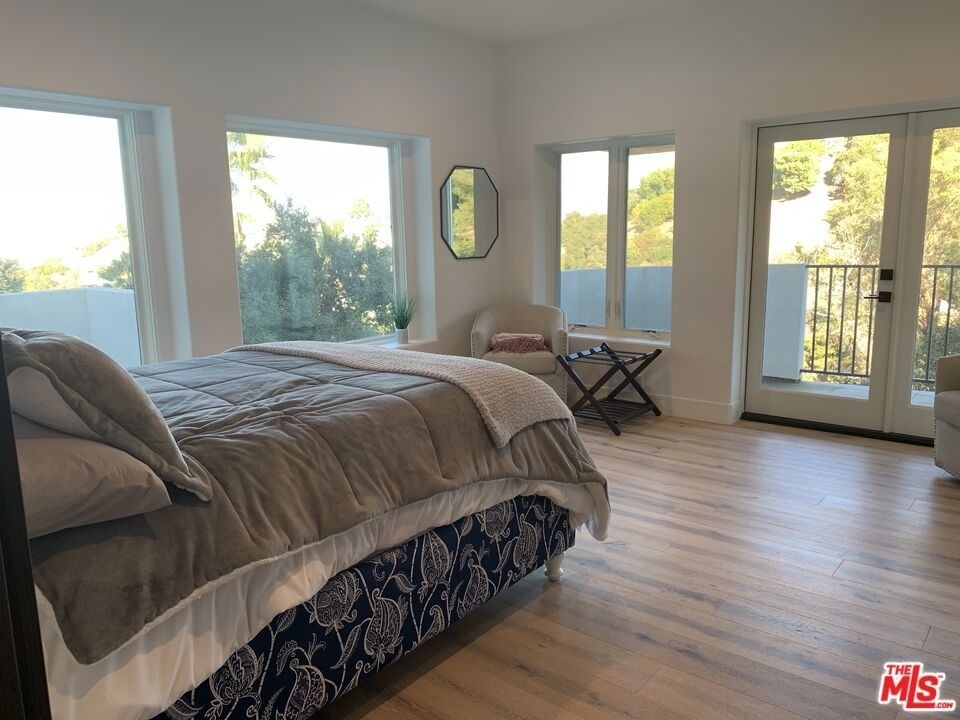 3373 Coldwater Canyon Avenue - Photo 29