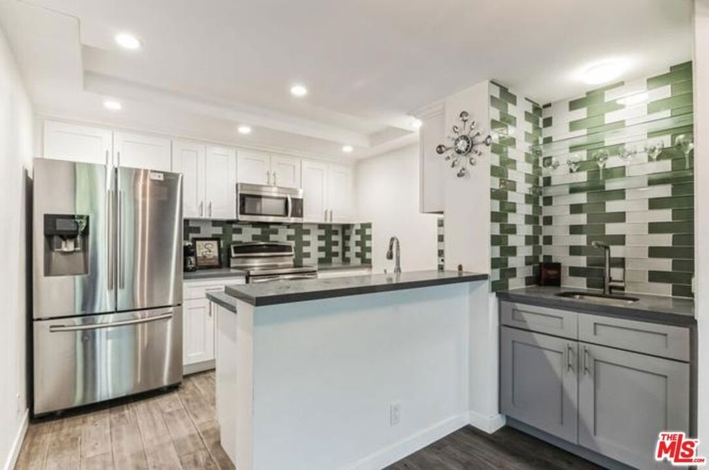10535 Wilshire Boulevard - Photo 5