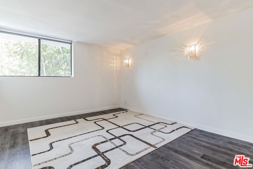 10535 Wilshire Boulevard - Photo 24