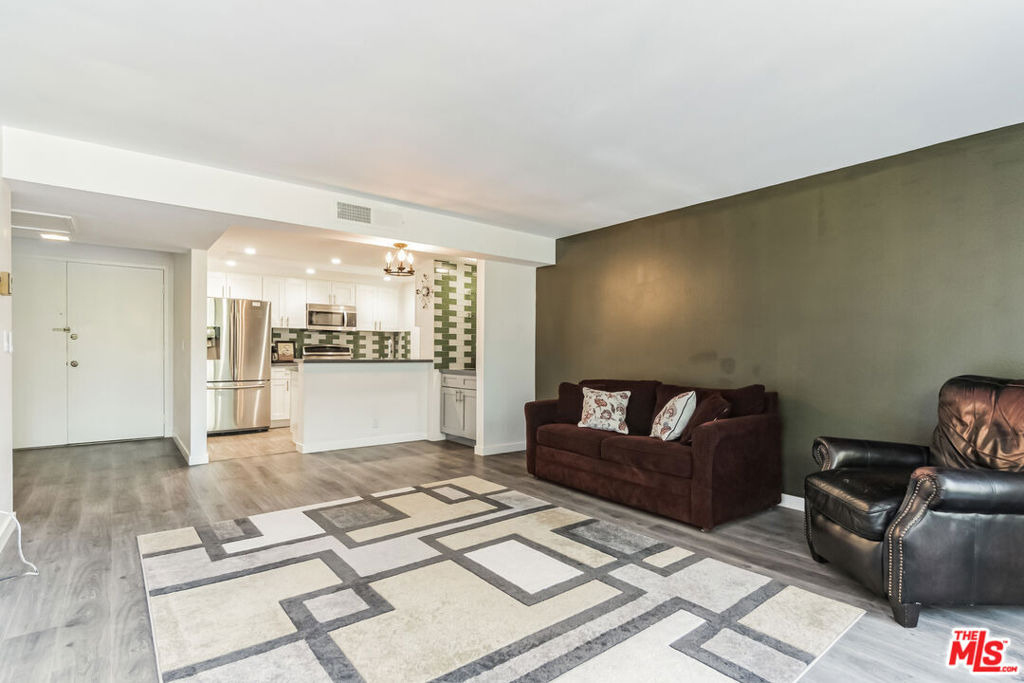 10535 Wilshire Boulevard - Photo 12