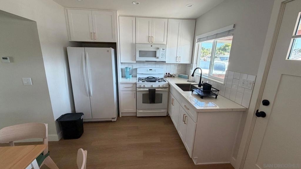3208 Madison Ave - Photo 3