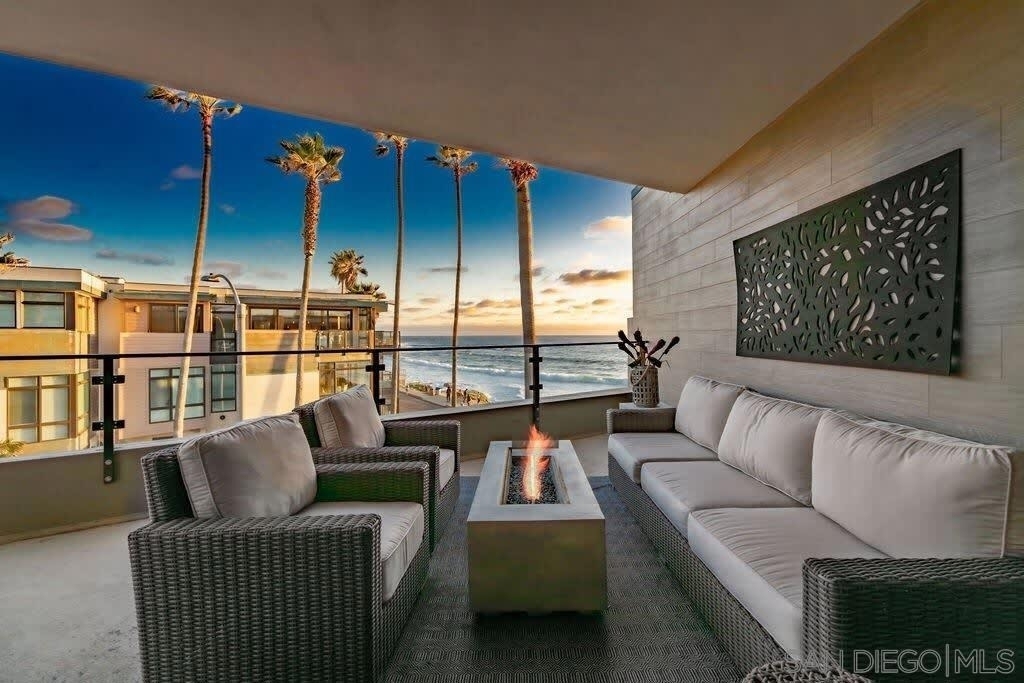 6767 Neptune Pl - Photo 2