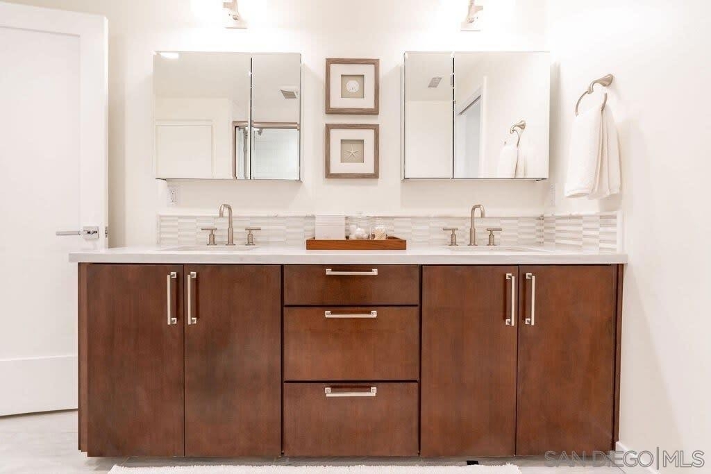 6767 Neptune Pl - Photo 8
