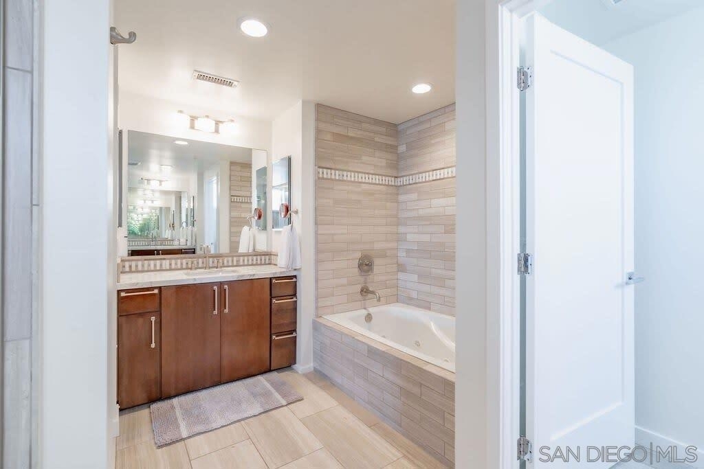6767 Neptune Pl - Photo 17