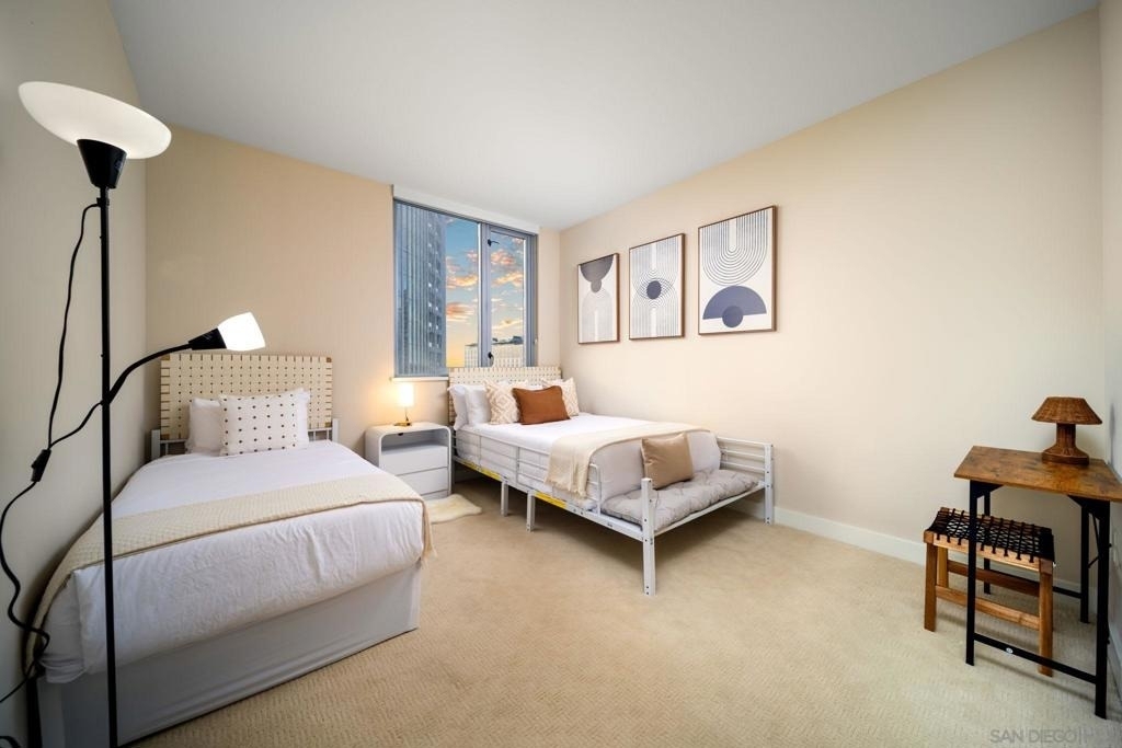700 W E St - Photo 22