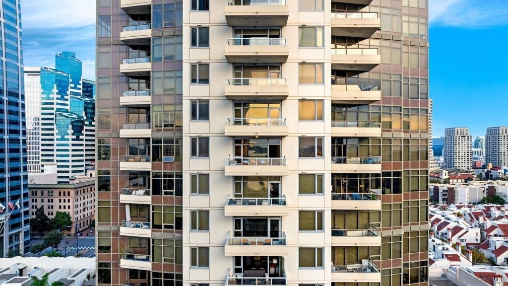 700 W E St - Photo 51