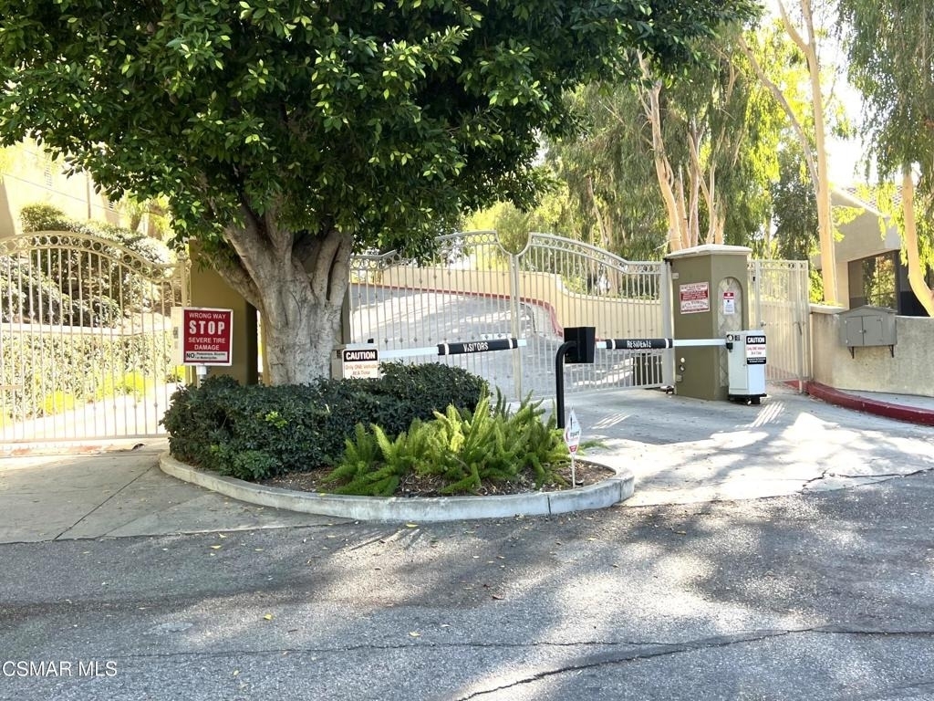 5210 Premiere Hills Drive - Photo 1