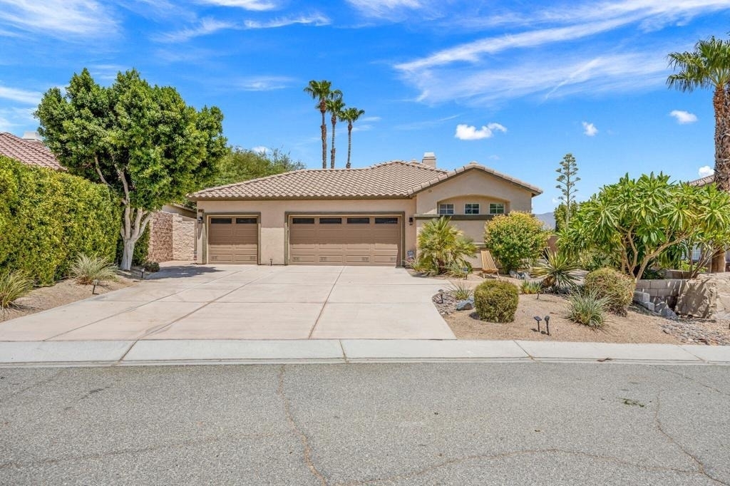 80302 Indian Springs Drive - Photo 2