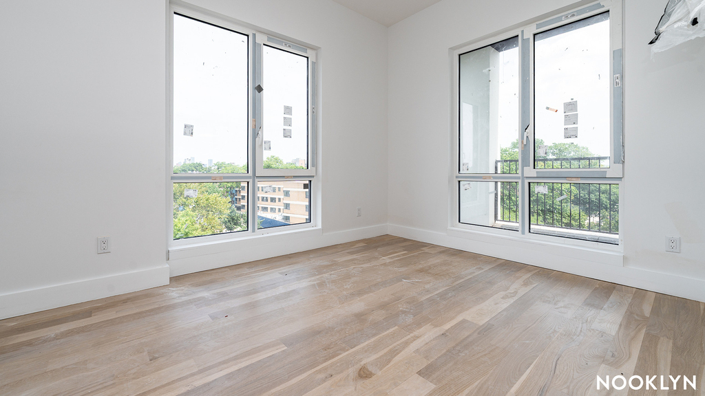 193 Graham Ave 11206 - Photo 8
