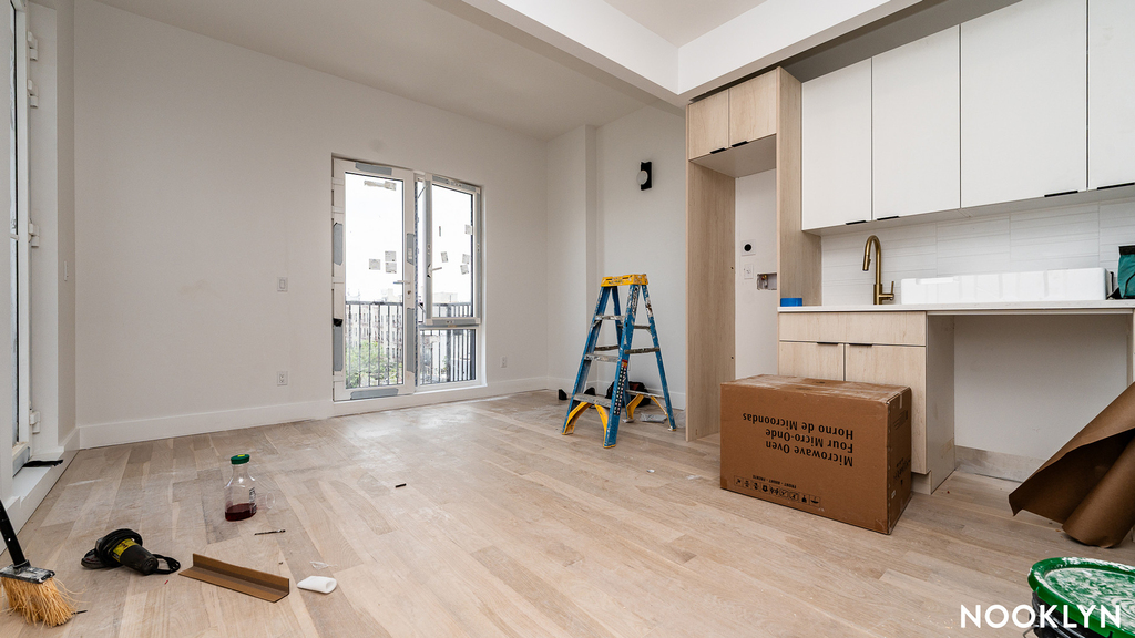 193 Graham Ave 11206 - Photo 1
