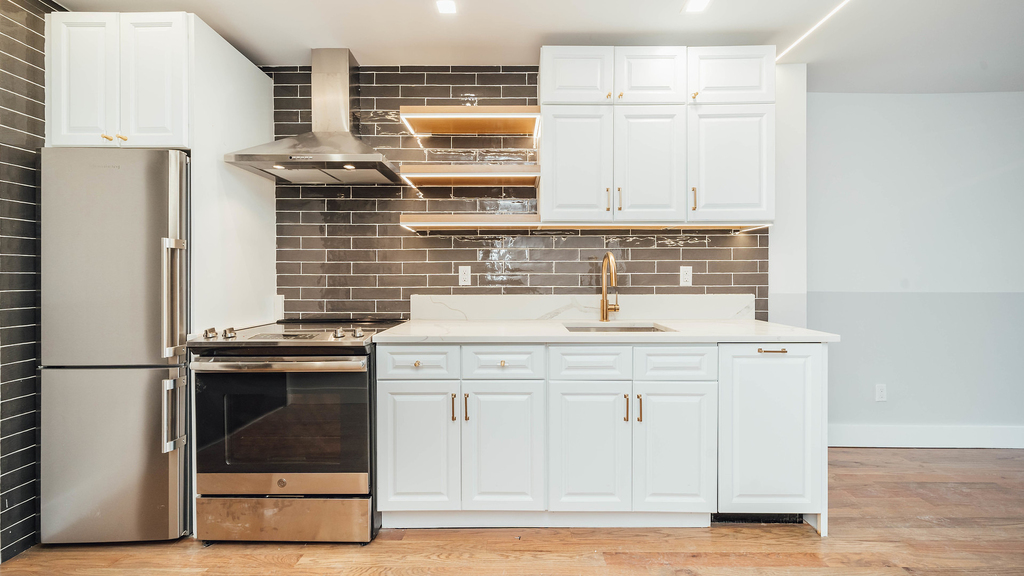 115 Stanwix St 11206 - Photo 15