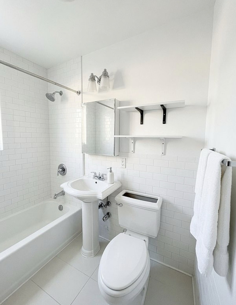 322 East 74th Street - Photo 5