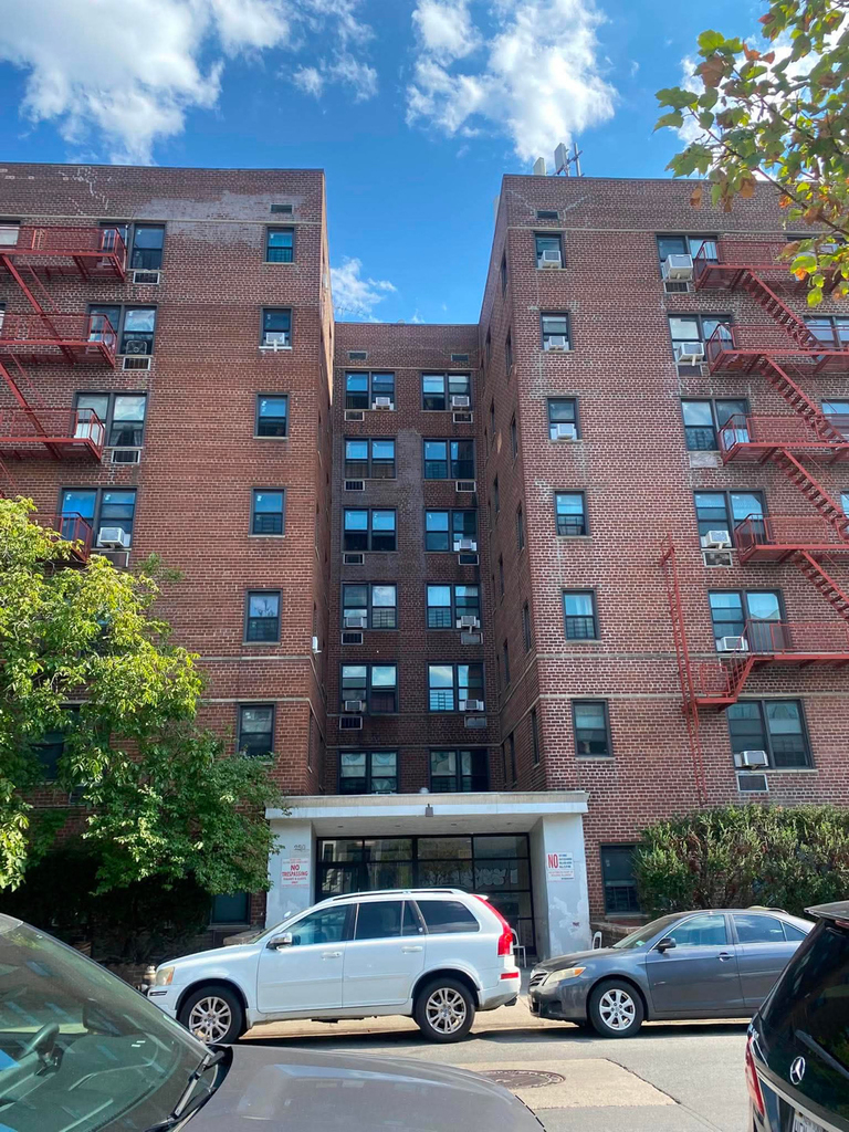 272 Clarkson Avenue - Photo 10