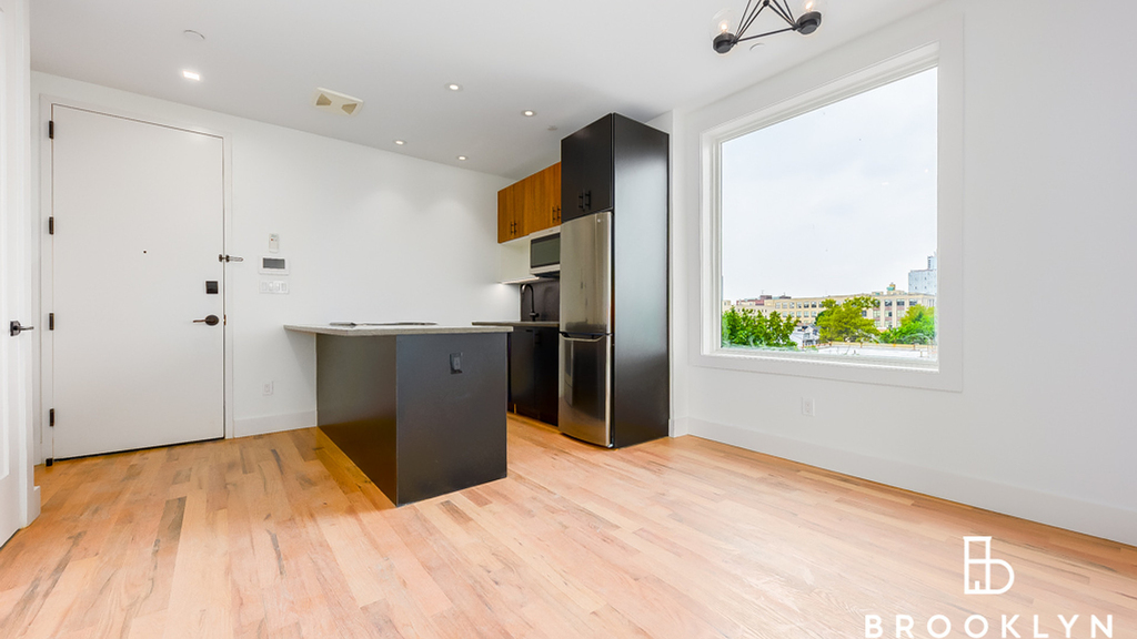 986 Rogers Ave 11226 - Photo 5