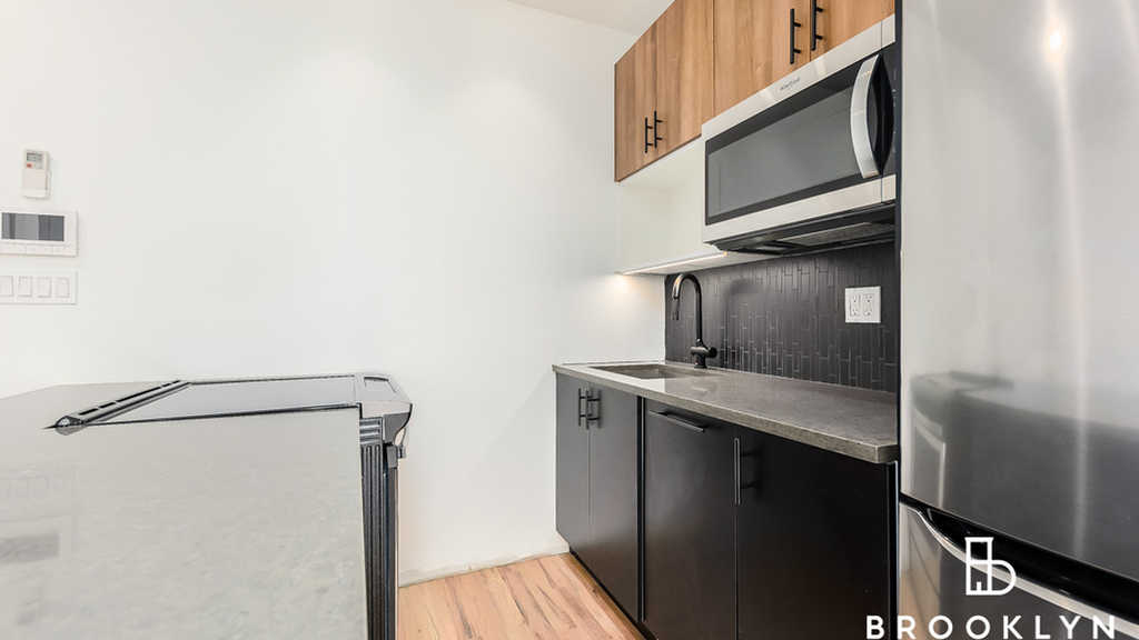 986 Rogers Ave 11226 - Photo 9