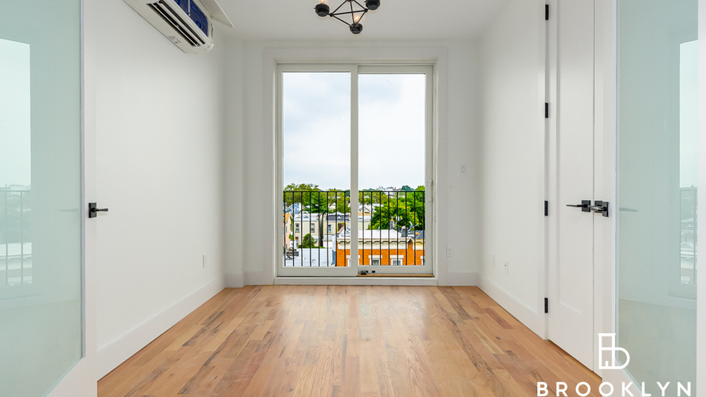 986 Rogers Ave 11226 - Photo 3
