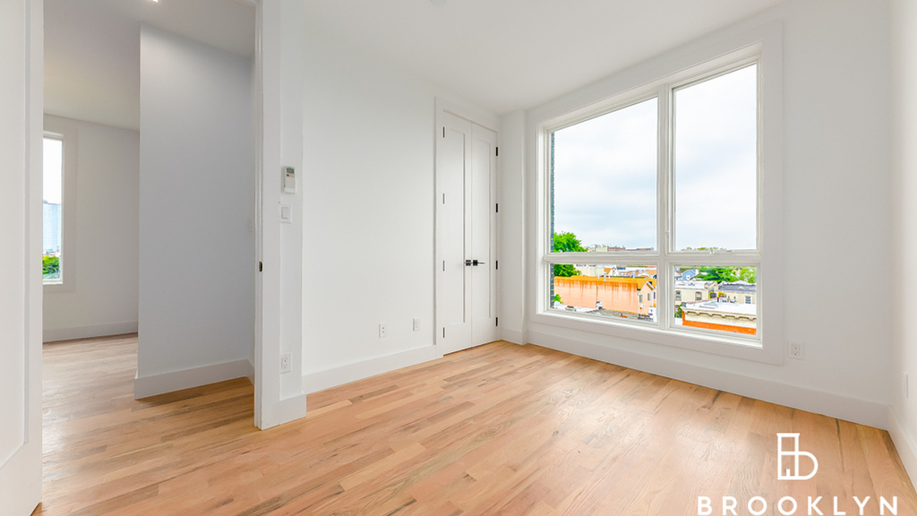 986 Rogers Ave 11226 - Photo 10