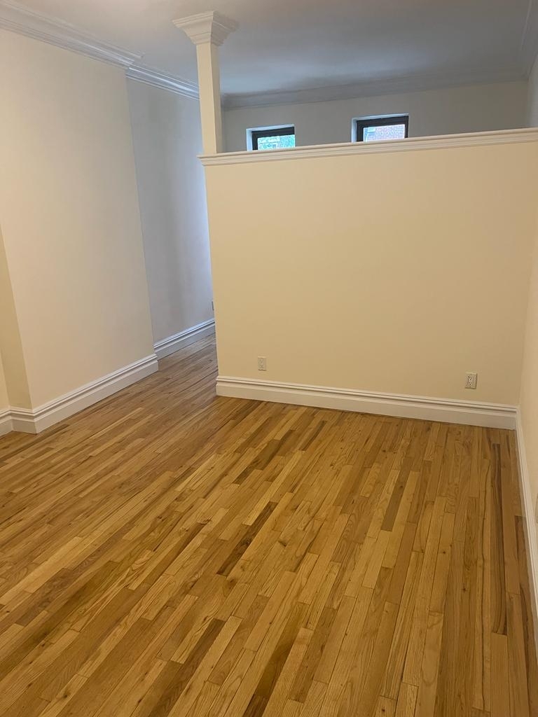 East 85th Street - Photo 2