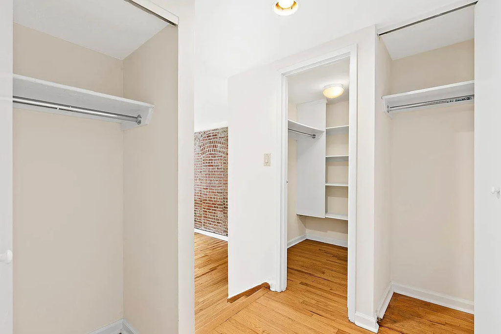 East 12th Street - Photo 3