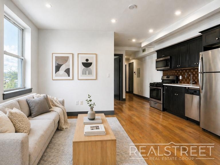 1322 Prospect Place - Photo 2