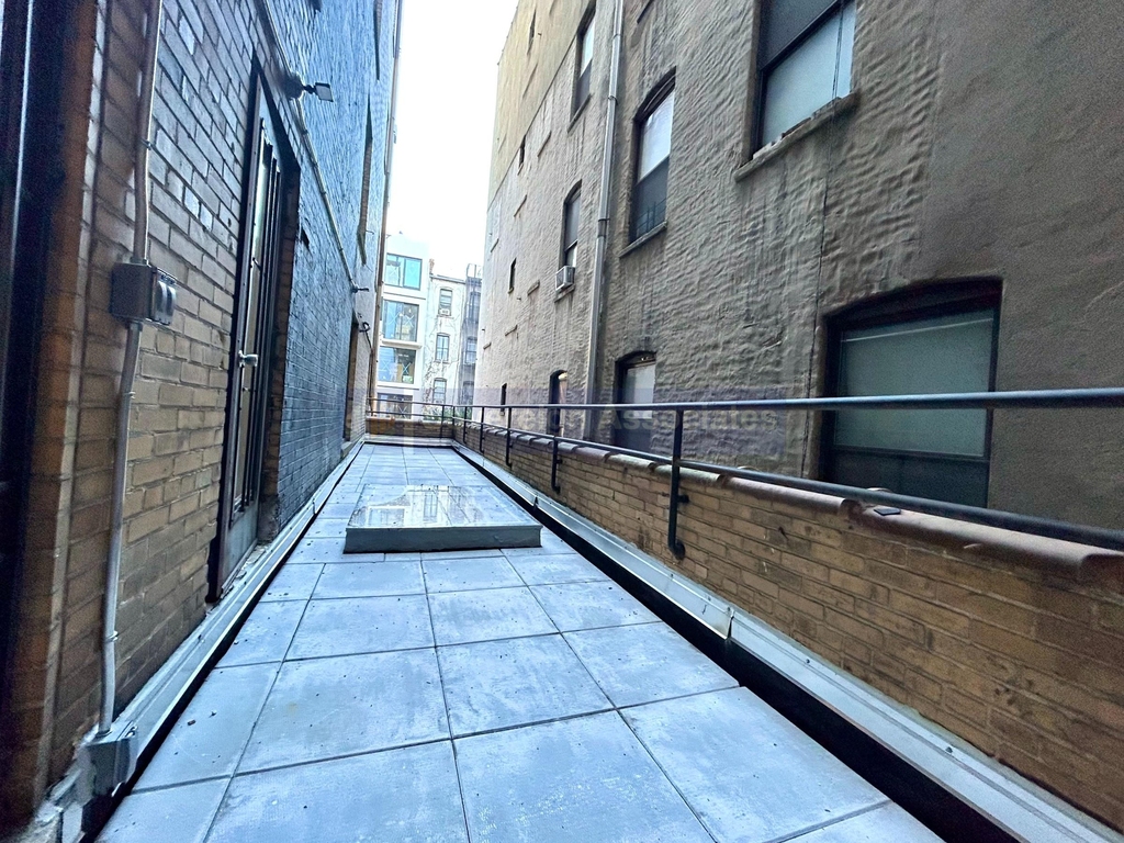 77 West 104th Street - Photo 10