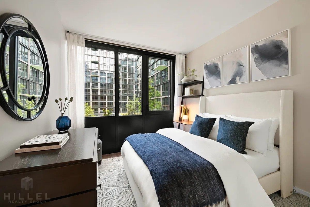 90th Avenue - Photo 1