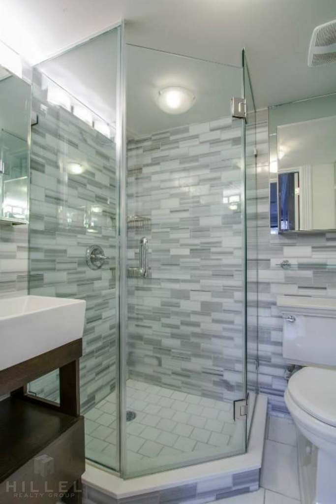 W 21st St. - Photo 1