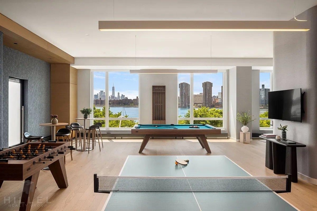 57th Avenue - Photo 5