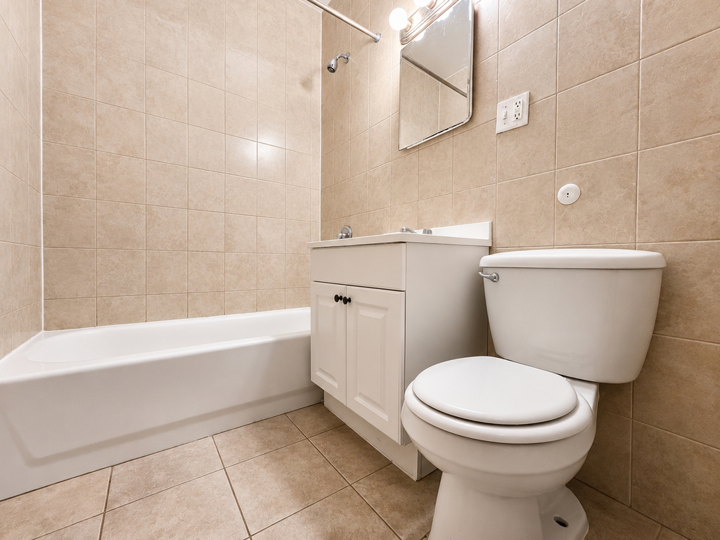 West 160th Street - Photo 5