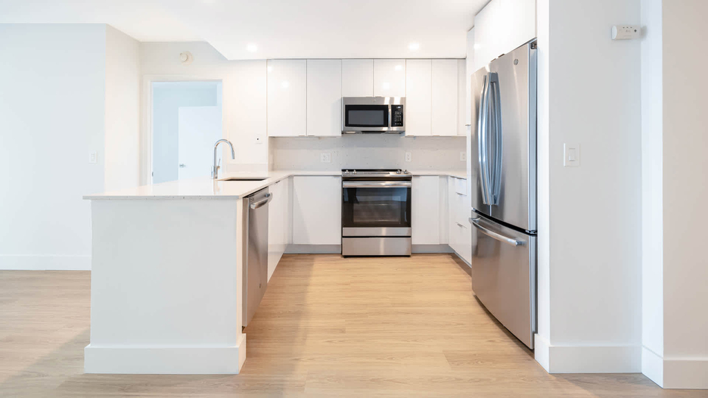 660 Washington St. - Photo 3