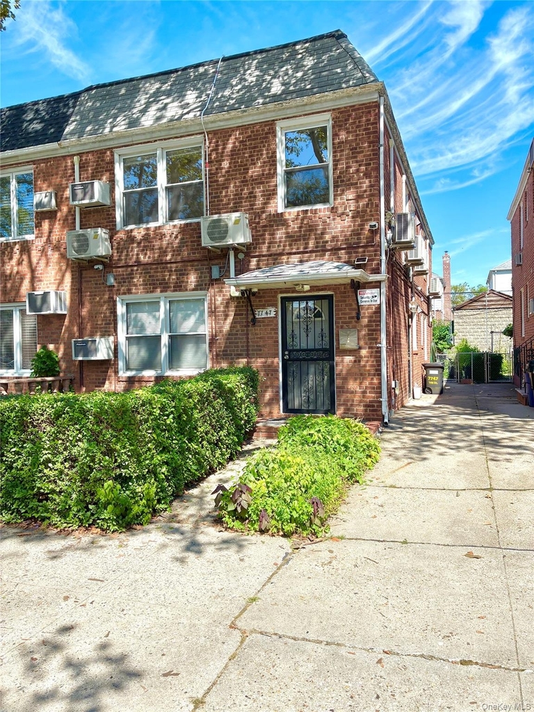 166th Street - Photo 0