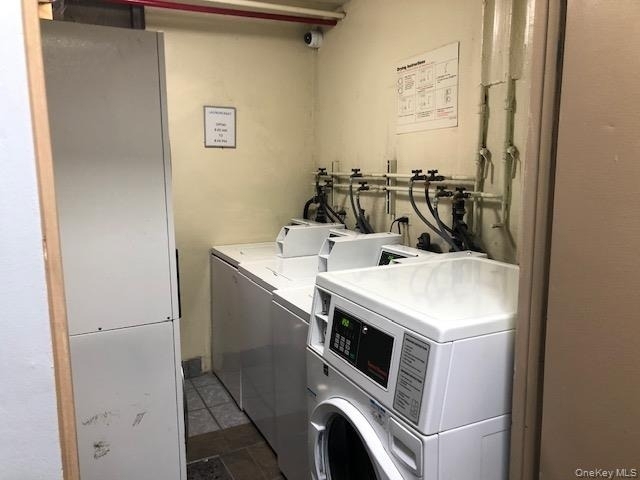 87-20 175 Street - Photo 11