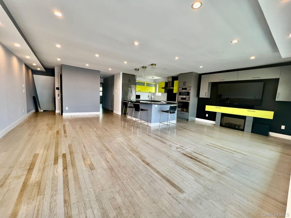 750 Lido Boulevard - Photo 1