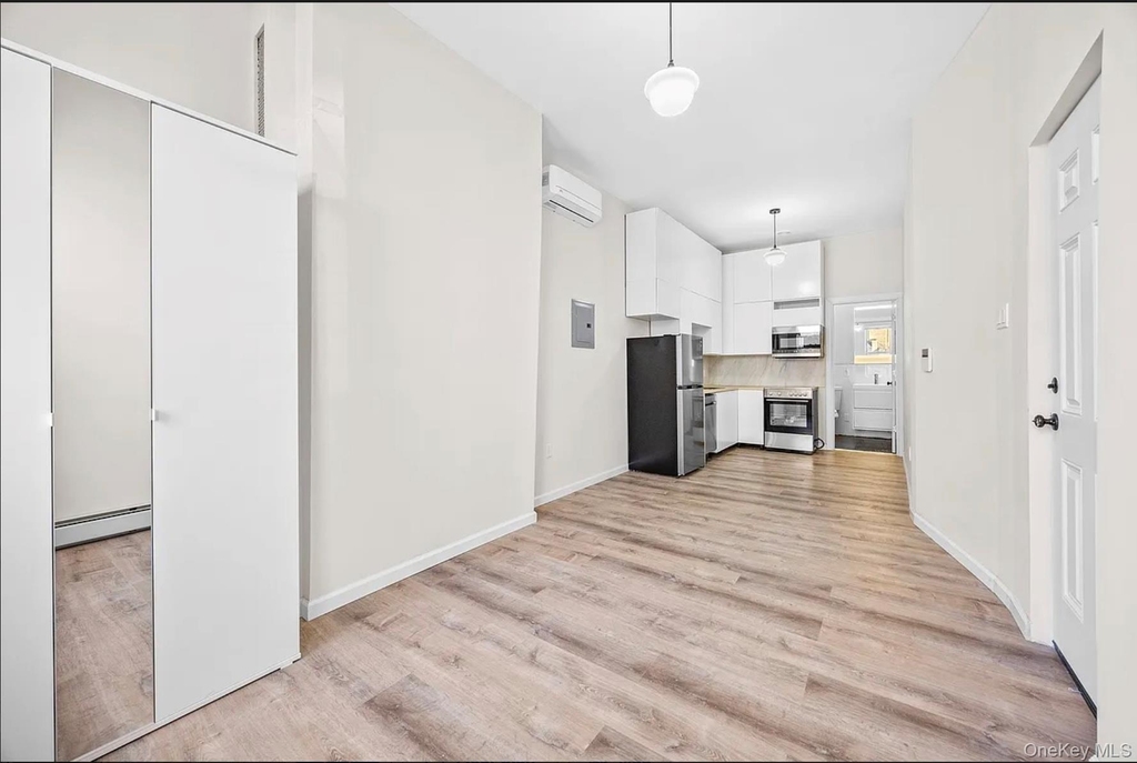 18-20 Stanhope Street - Photo 3