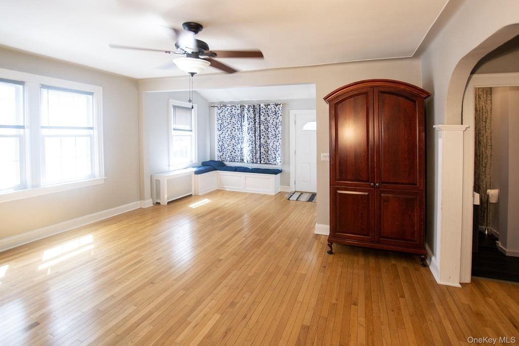 8903 249th Street - Photo 6