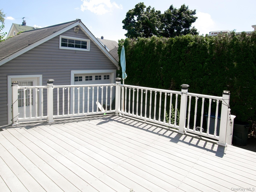 8903 249th Street - Photo 4