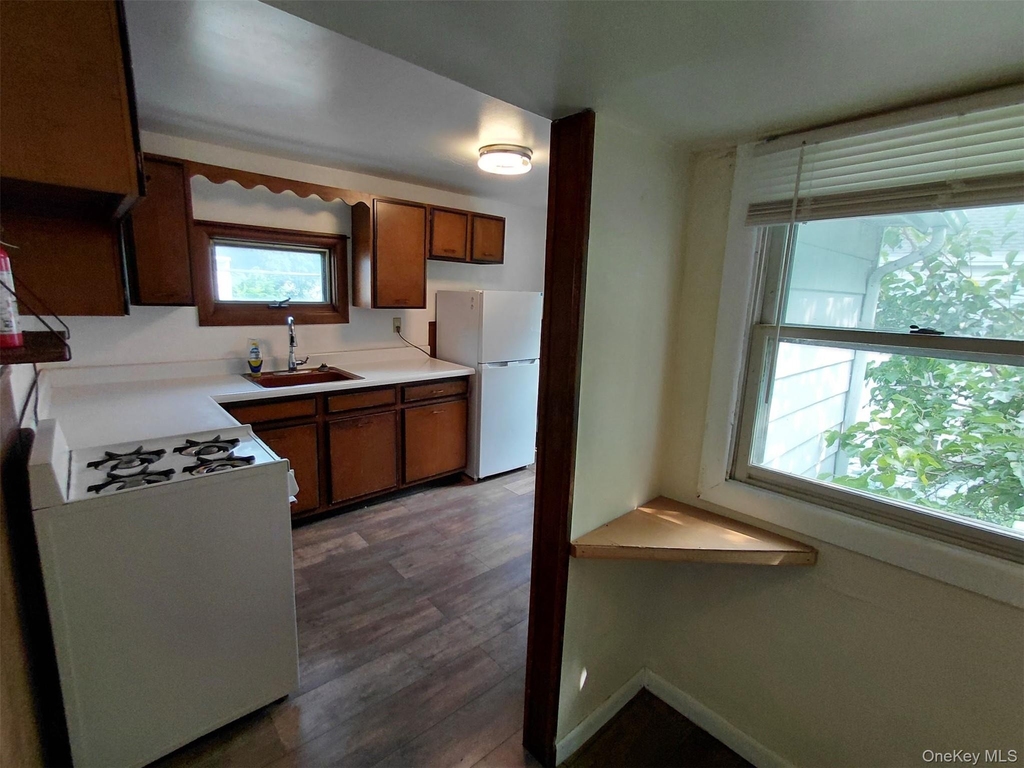 96 Clinton Avenue - Photo 9