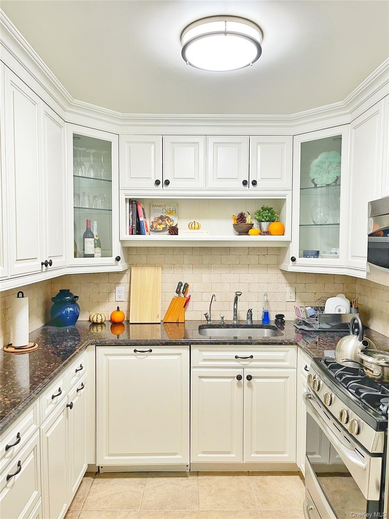 10 Cottage Place - Photo 7