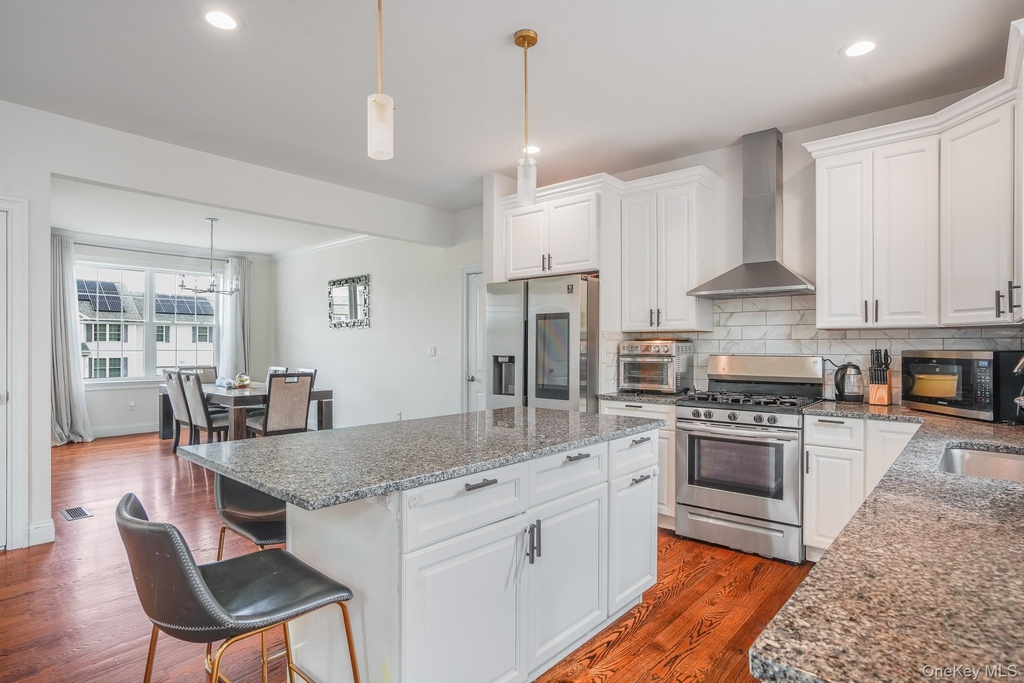 149 Stratford Drive - Photo 10