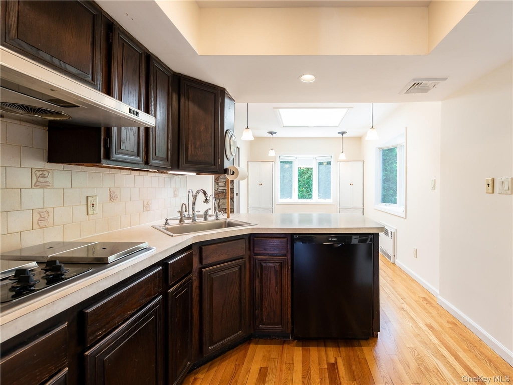 91 Pickwick Road - Photo 15
