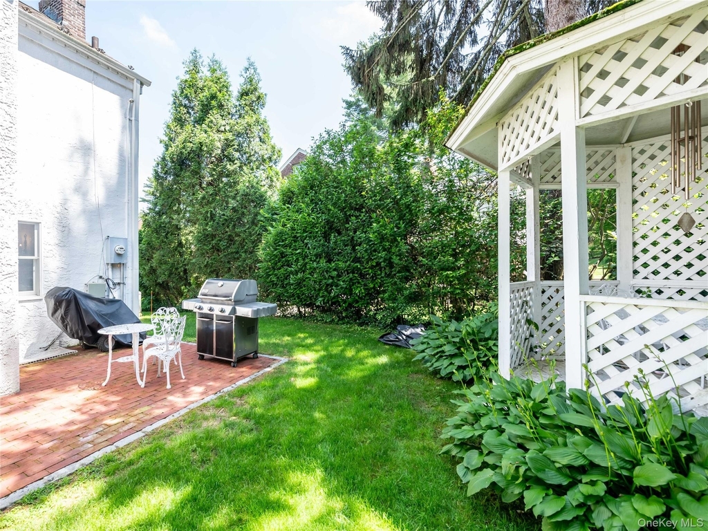 91 Pickwick Road - Photo 28